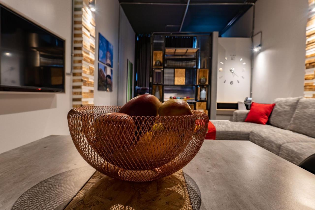 Lilian Lofts Hotel & Spa Йоханесбург Екстериор снимка